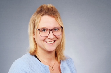 ANNIKA GROSS