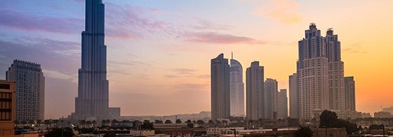 Wolkenkratzer in der Metropole Dubai